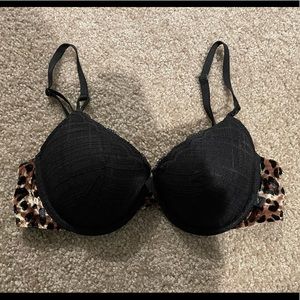 Brand new VS bra!